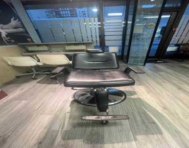 104 - 250 Dundas St W Kensington-Chinatown, Toronto is zoned as Retails commerci with total area of 960.00 sqft
