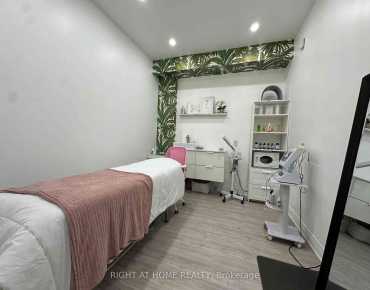 1639 Eglinton Ave W Oakwood Village, Toronto is zoned as CR2.5(c2.5;r2.5) with total area of 1000.00 sqft
