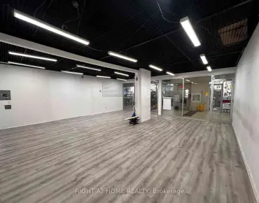 40 - 384 Yonge St Bay Street Corridor, Toronto is zoned as Commercial with total area of 382.00 sqft