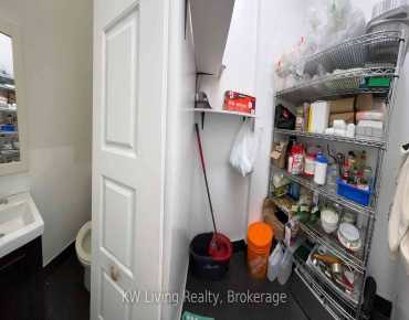 15 - 5 Northtown Way Willowdale East, Toronto is zoned as Commercial with total area of 380.00 sqft
