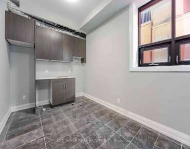 416 Oakwood Ave Oakwood Village, Toronto is zoned as R(f12;u2;d0.8*25 with total area of 7818.00 sqft