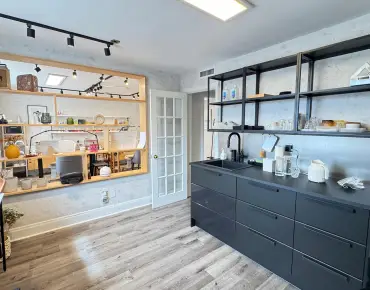 200E - 1515A Bayview Ave Leaside, Toronto is zoned as Commercial with total area of sqft