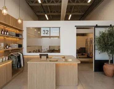 Unit - 209 Wicksteed Ave Leaside, Toronto is zoned as E 1.0 (Employmen with total area of 966.00 sqft