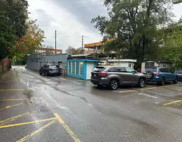 816-818 Sheppard Ave W Bathurst Manor, Toronto is zoned as Commercial Resid with total area of 3300.00 sqft