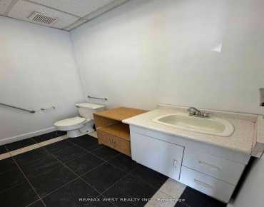 34 - 5310 Finch Ave E Milliken, Toronto is zoned as COMMERCIAL with total area of 1227.00 sqft
