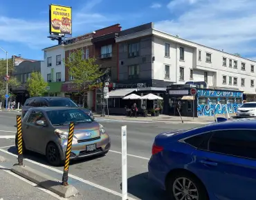 
8630 Woodbine Ave Buttonville is zoned as Commercial with total area of 2,100 sqft