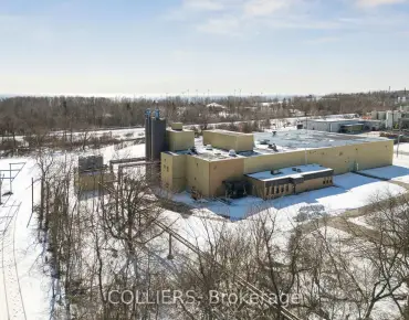 15 Chemical Crt West Hill, Toronto is zoned as EH 0.7 (x11) with total area of 27174.00 sqft