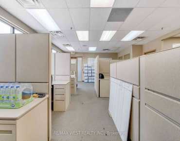 390 Bradwick Dr Concord, 旺市商业用地规划为EM1并占地17908.00平方尺
