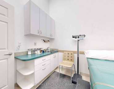 15 - 7010 Warden Ave Milliken Mills West, Markham is zoned as Commercial Retai with total area of 592.00 sqft
