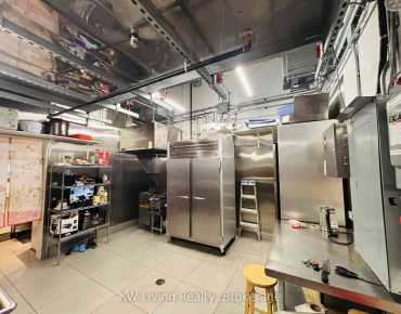 246 - 7777 Weston Rd Vaughan Corporate Centre, Vaughan is zoned as Commercial/Retai with total area of 325.00 sqft