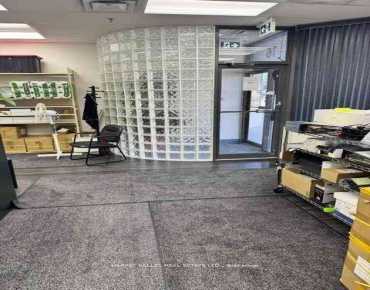 16 - 60 West Wilmot St Beaver Creek Business Park, Richmond Hill is zoned as M1 with total area of 2952.00 sqft