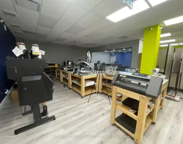 320 - 9390 Woodbine Ave Cachet, Markham is zoned as MC with total area of 3842.00 sqft