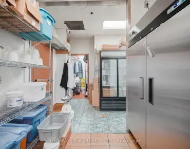 #15 - 441 Clark Ave Crestwood-Springfarm-Yorkhill, Vaughan is zoned as Commercial C4 with total area of 1950.00 sqft