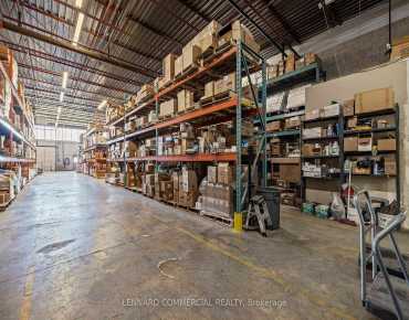 368 Signet Dr Humber Summit, Toronto is zoned as EH1.0 with total area of 6050.00 sqft
