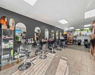 Main - 576 Rogers Rd Keelesdale-Eglinton West, 多伦多商业用地规划为CR2并占地平方尺
