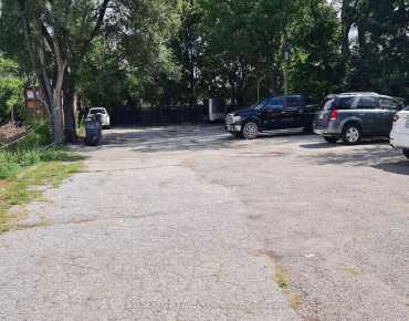 2817 Keele St Downsview-Roding-CFB, Toronto is zoned as Residential/Comm with total area of 4000.00 sqft