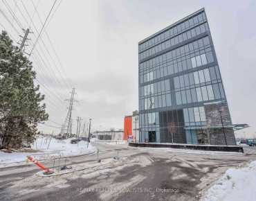 
2900 Yonge St Lawrence Park South is zoned as Commercial/Residential(2) with total area of 1,585 sqft