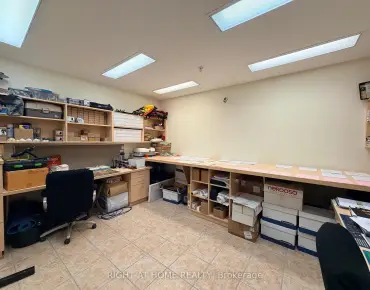 55 - 101 Toro Rd York University Heights, Toronto is zoned as M3,MOFH with total area of 1942.00 sqft