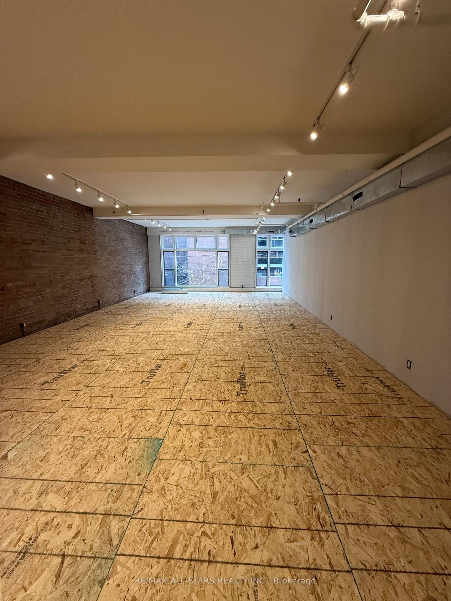 Commercial for lease