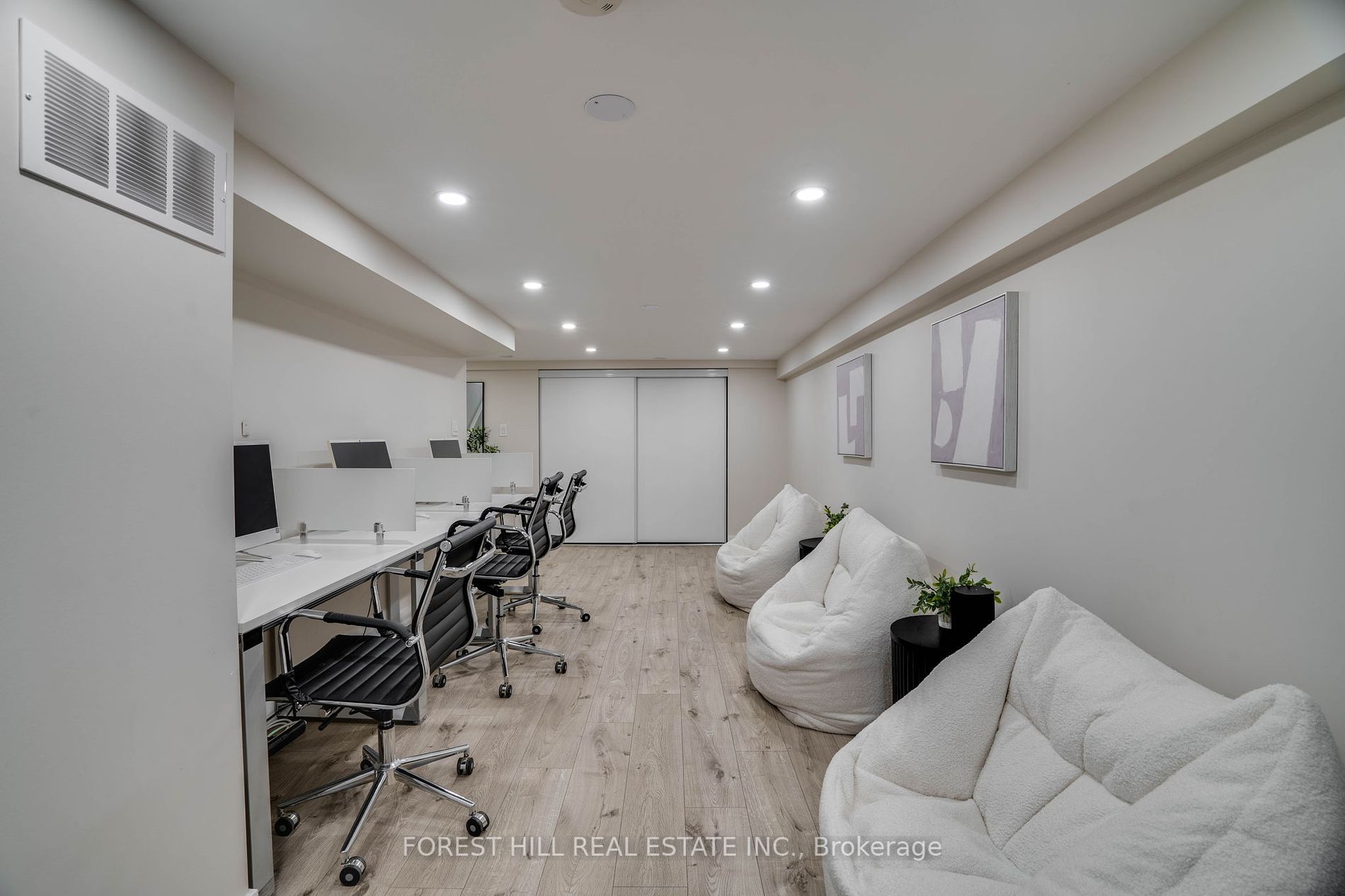 Commercial for lease