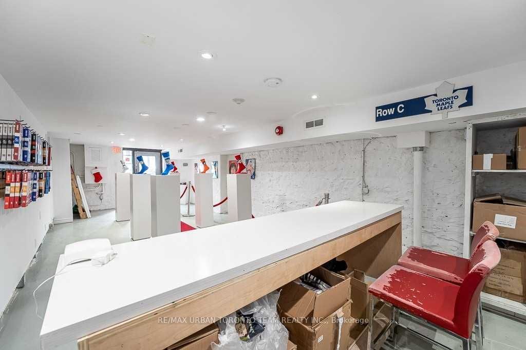 Commercial for lease