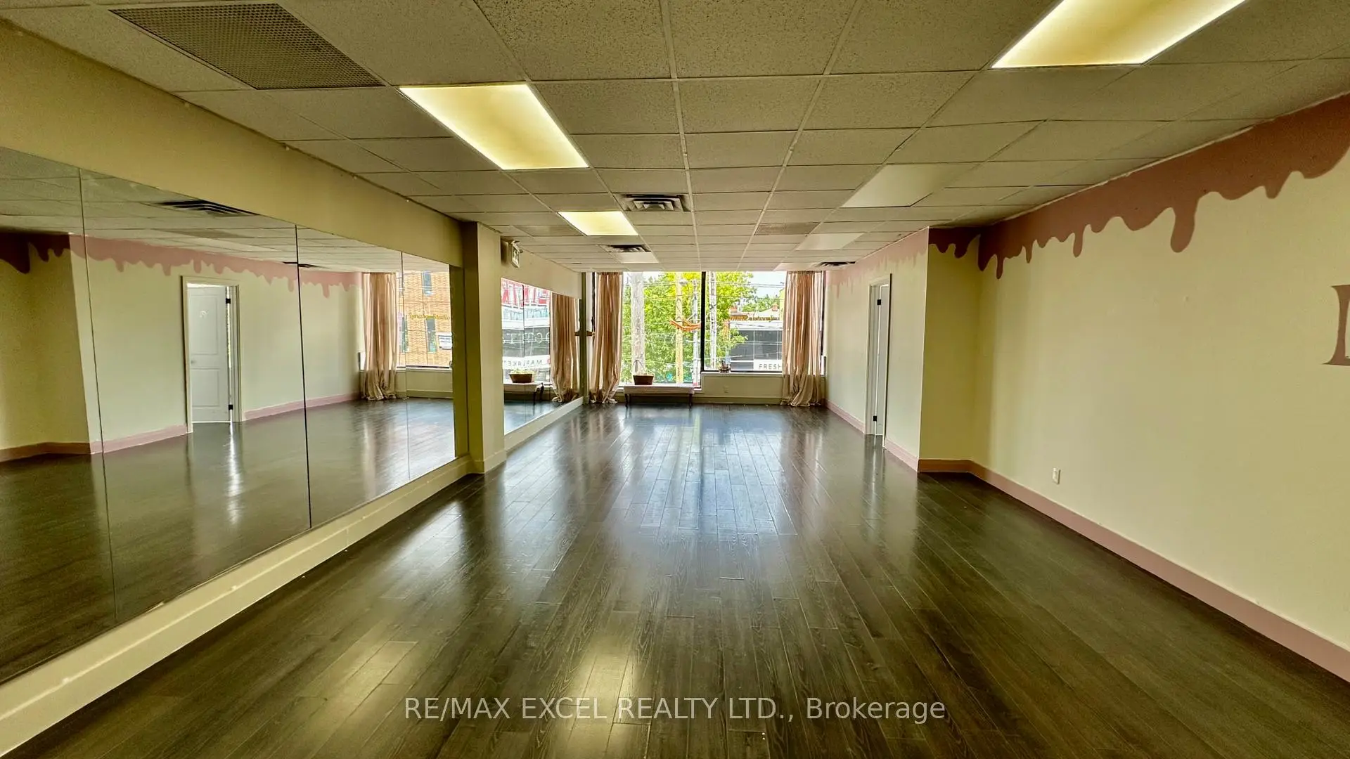 Commercial for lease