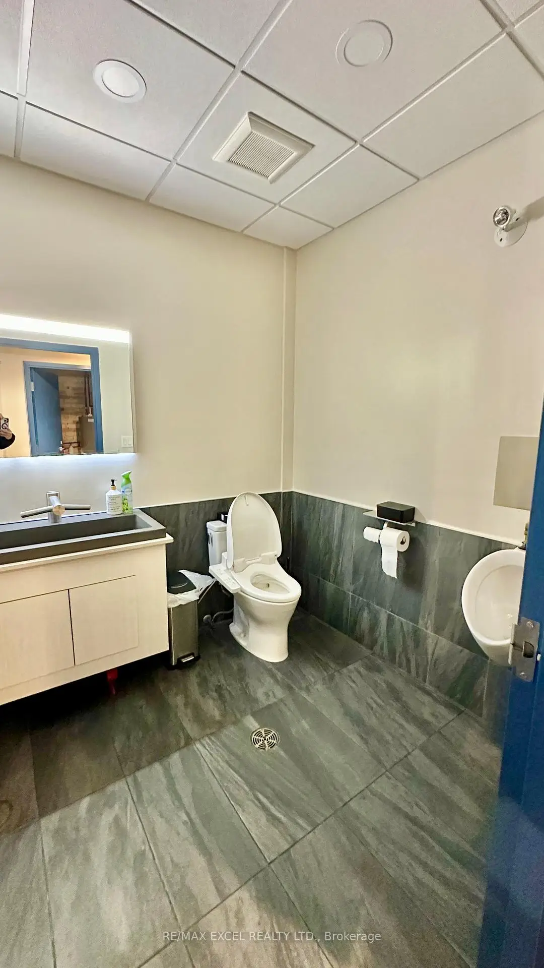 Commercial for lease