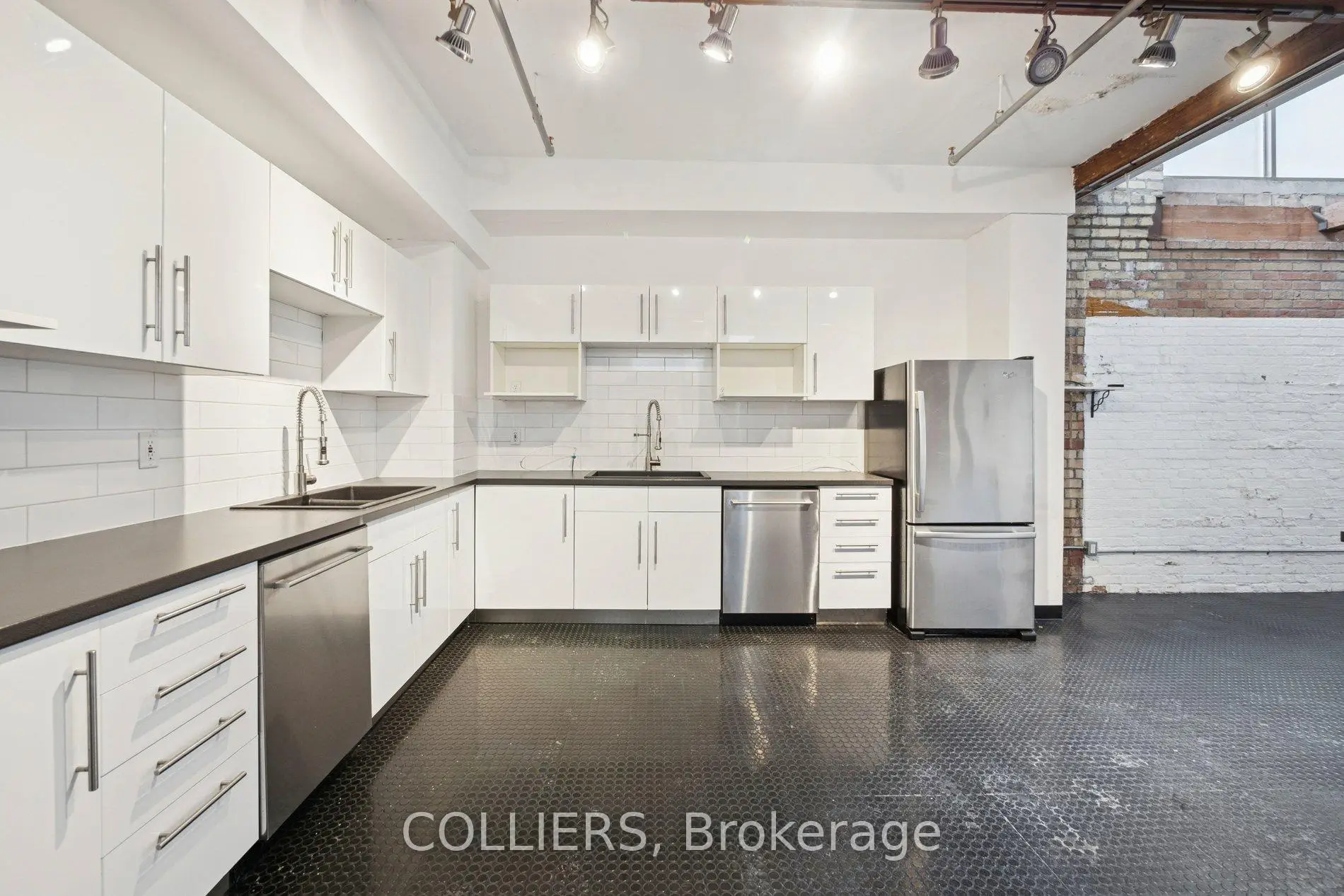 Commercial for lease