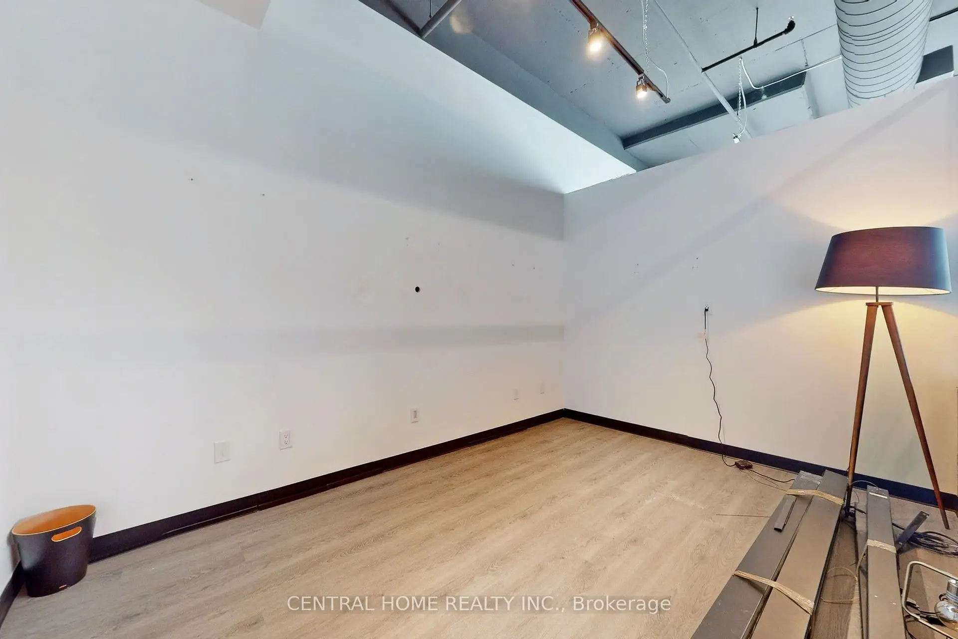 Commercial for lease
