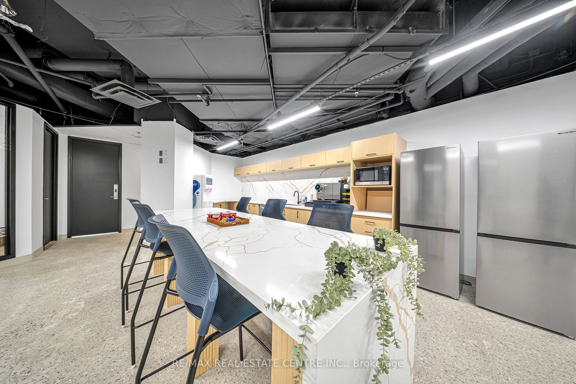 Commercial for lease