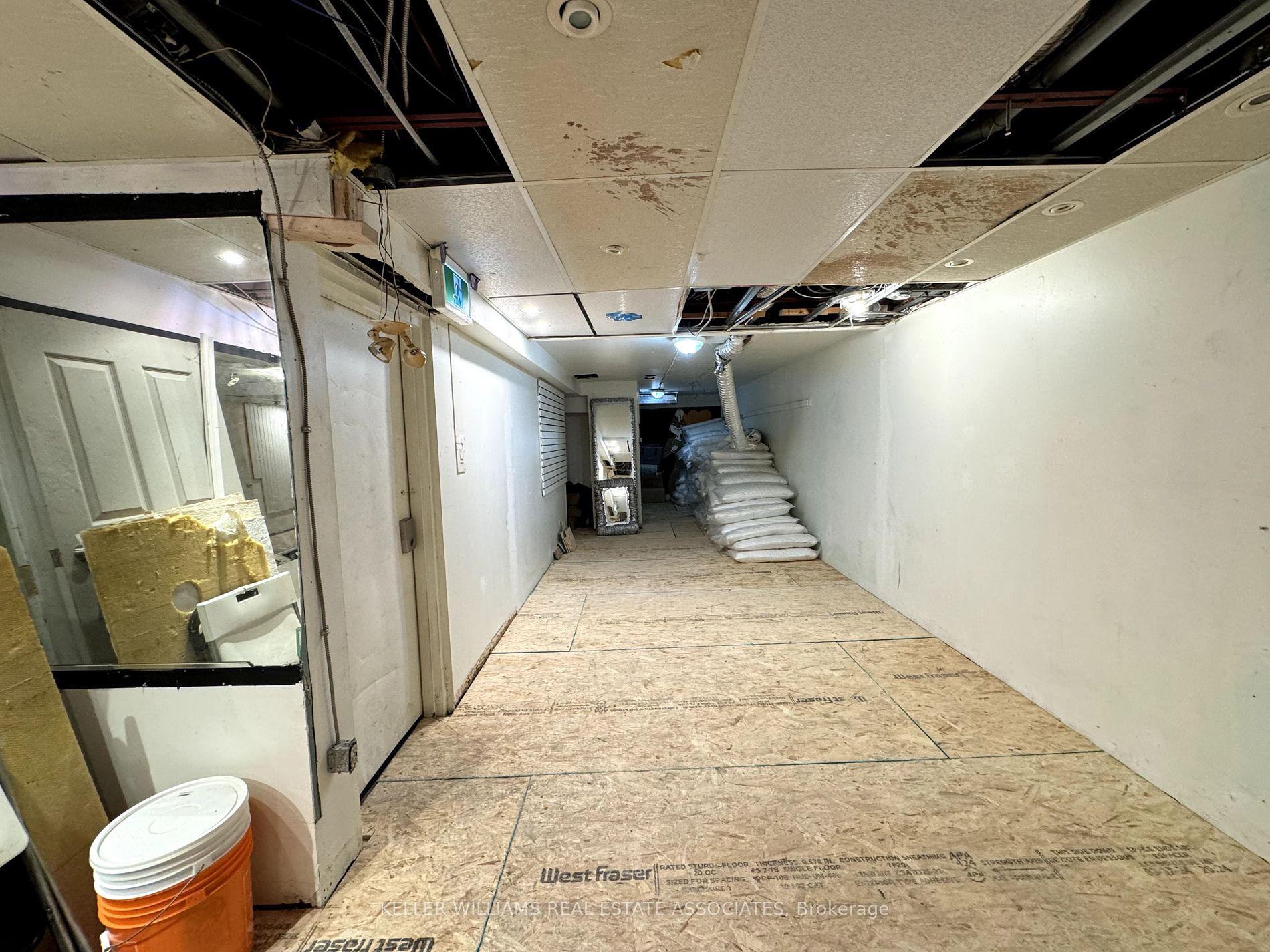 Commercial for lease