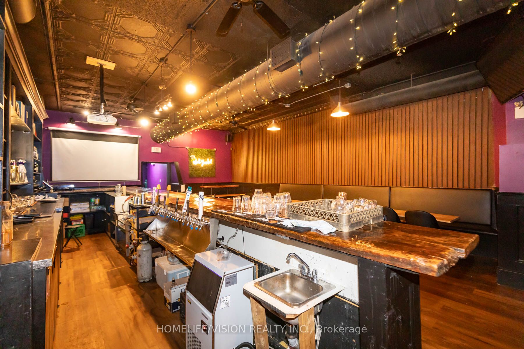 Commercial for lease