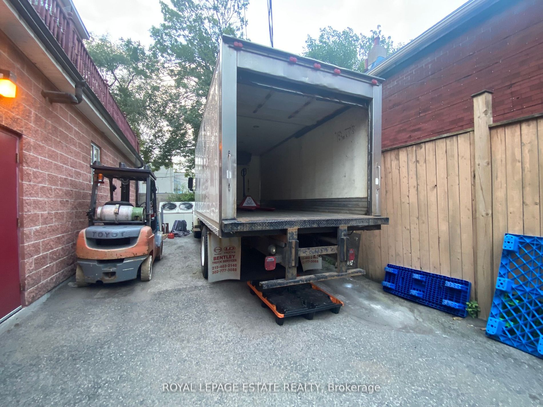 Commercial for lease