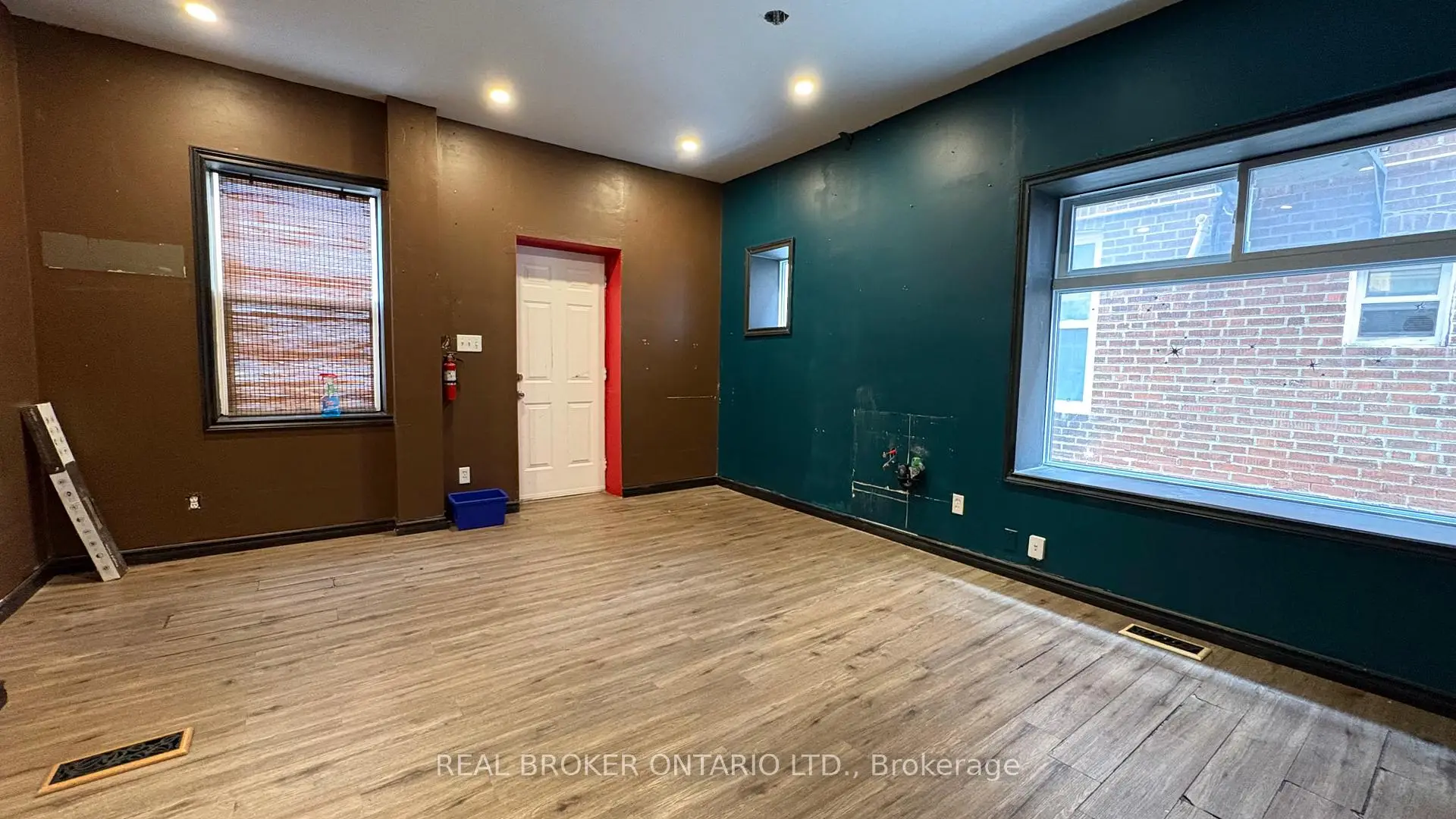 Commercial for lease