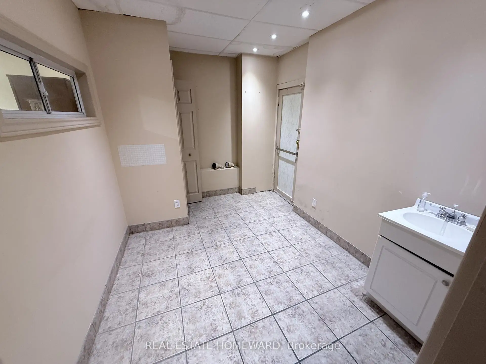 Commercial for lease