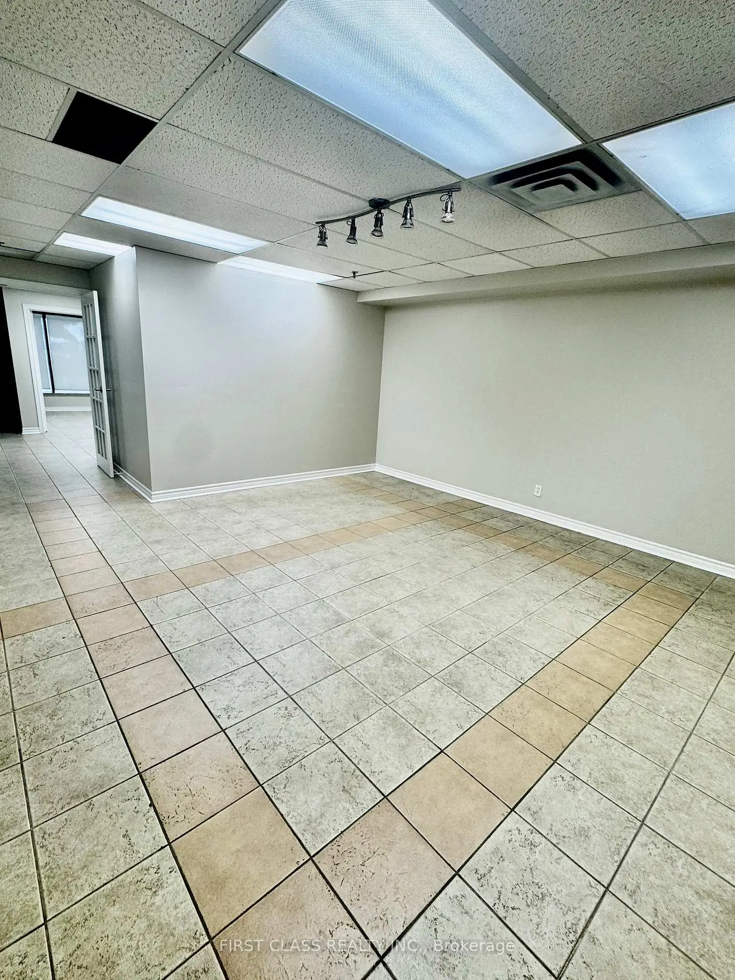 Commercial for lease