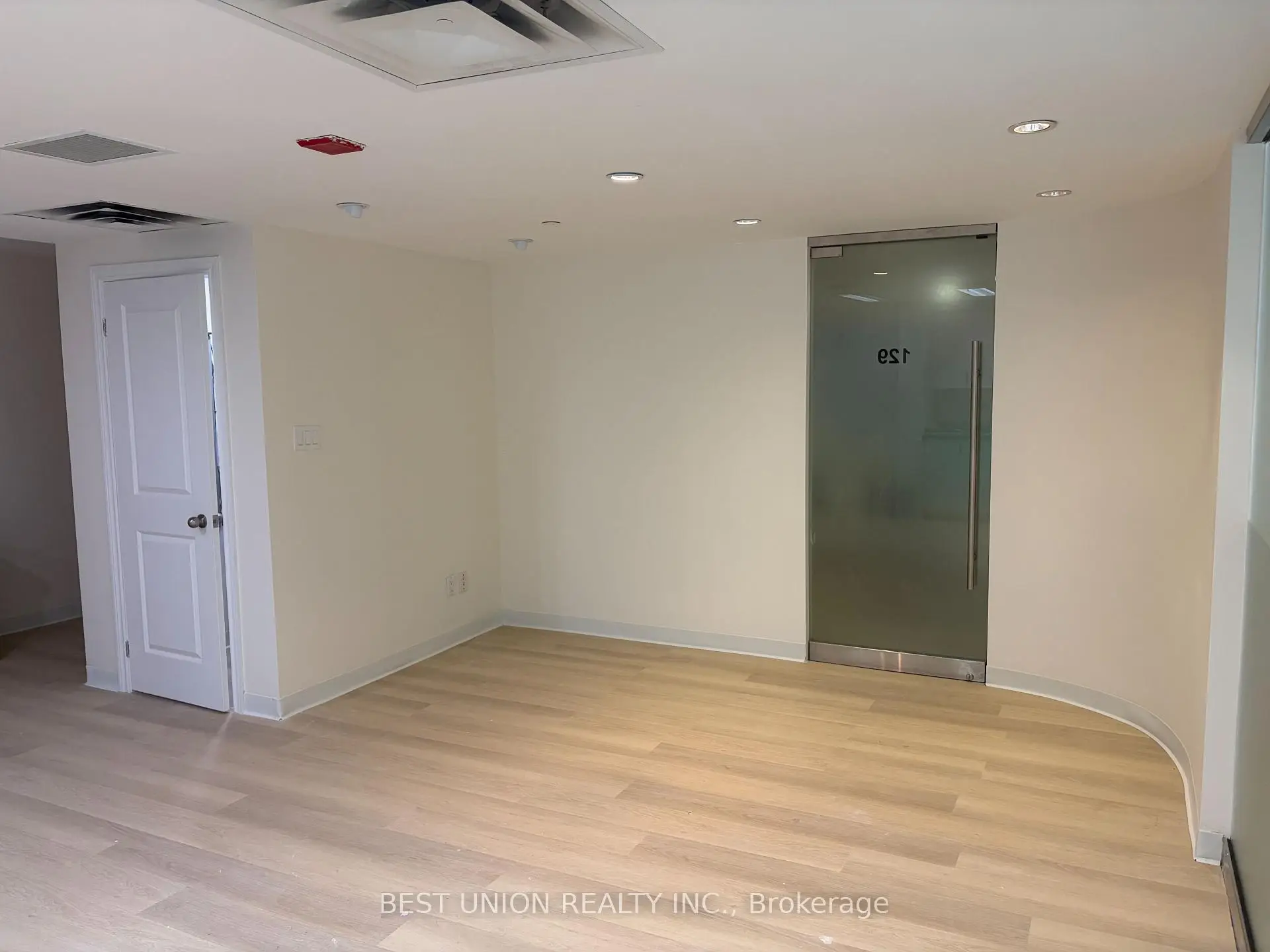 Commercial for lease