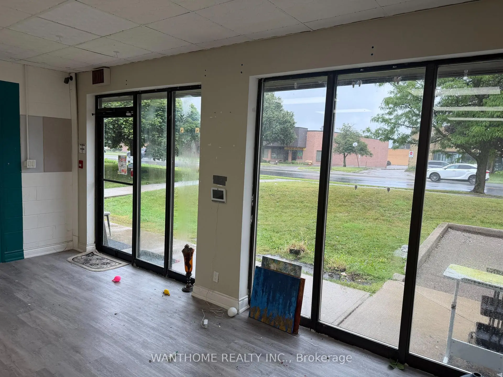 Commercial for lease