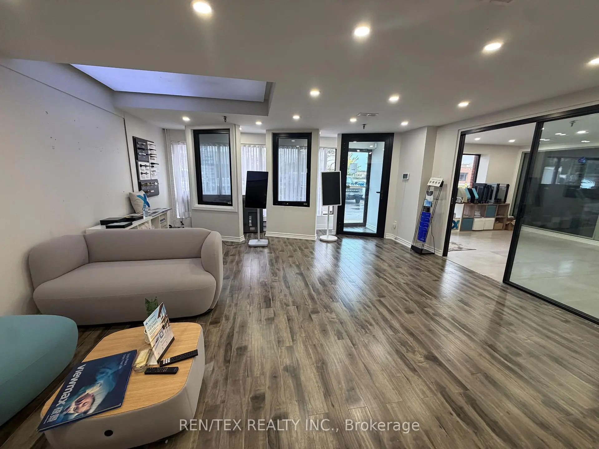 Commercial for lease