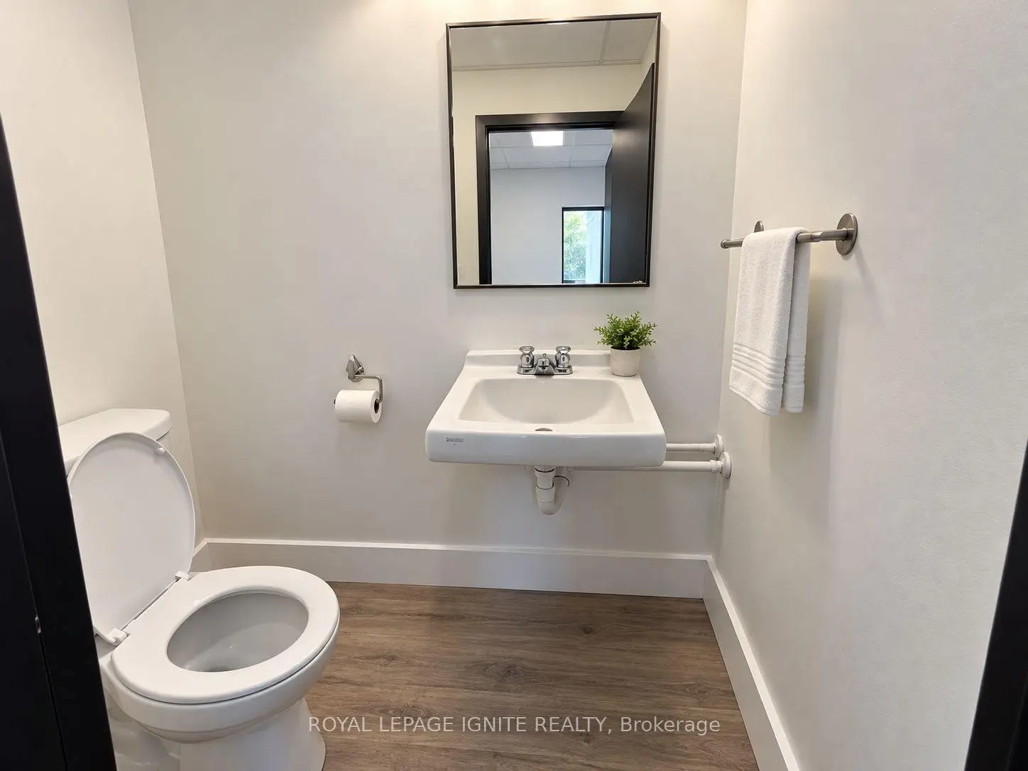 Commercial for lease