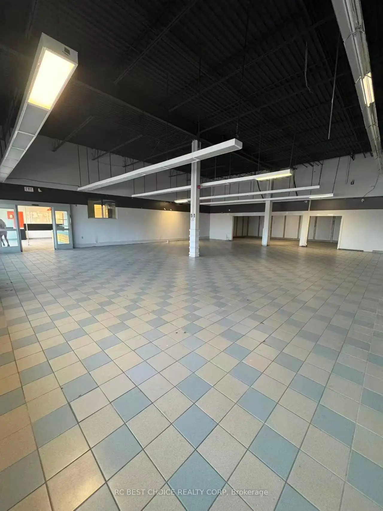 Commercial for lease