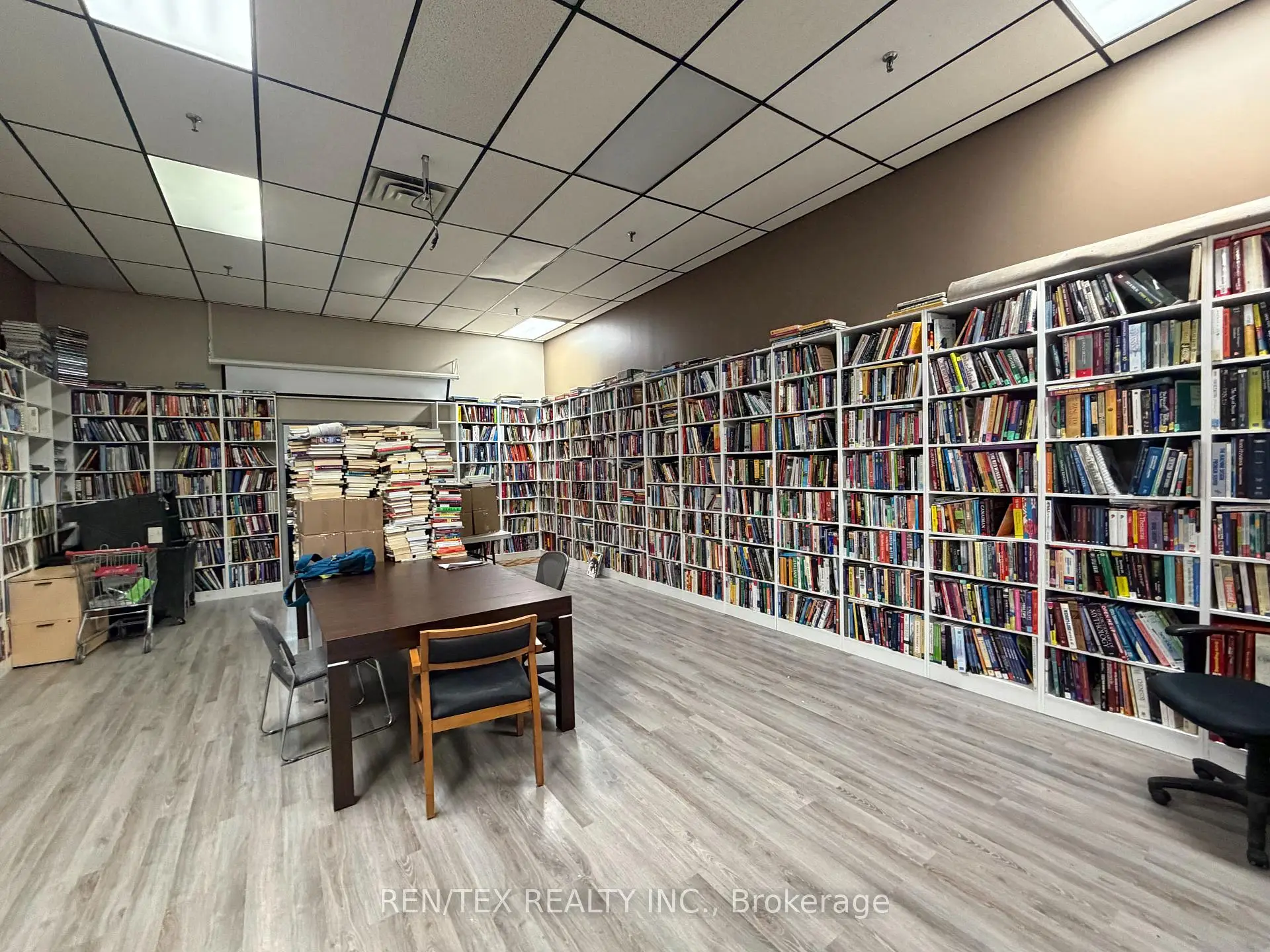 Commercial for lease