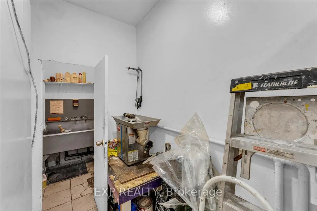 Commercial for lease